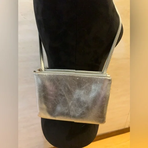 Free People Downtown Double Zip Crossbody
Metallic Boho Minimalist - Picture 3 of 10